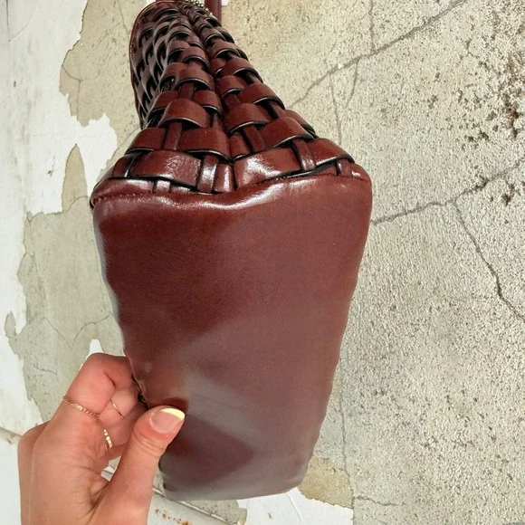 Vtg 90s Woven Shoulder Bag Baguette Purse Minimalist Nine West Faux Leather - Picture 3 of 9